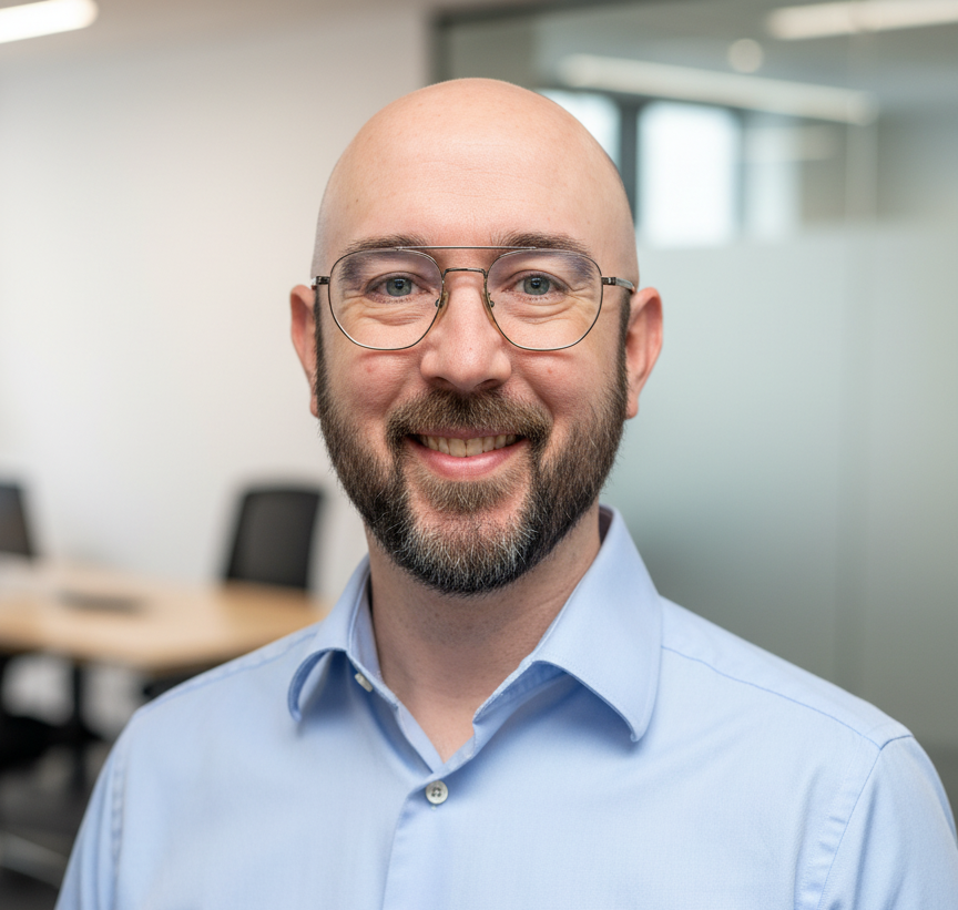 Victor Arden - Headshot cropped